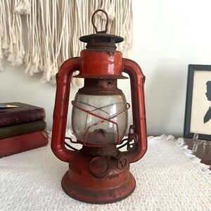 Red Dietz No. 50 Kerosene Oil Lantern with Glass Globe, Handle  (3986)